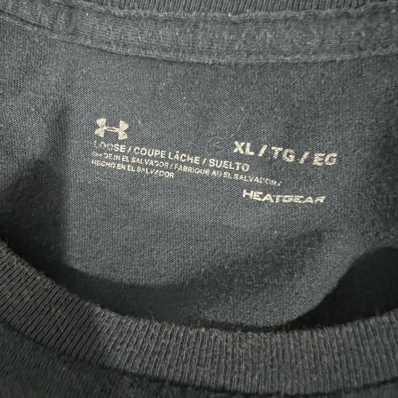 Under Armour tshirt - Picture 3 of 3